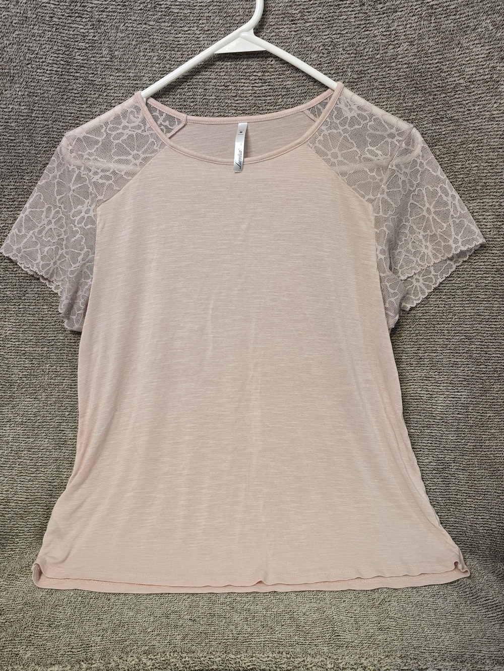 Women's Lace Raglan Sleeve Tee in Blush Pink